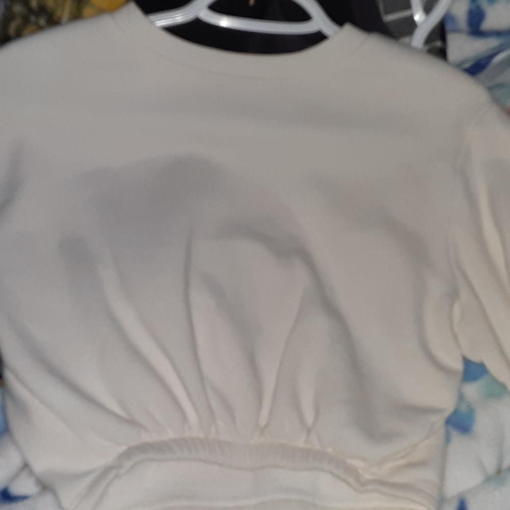White Small Crop Sweatshirt